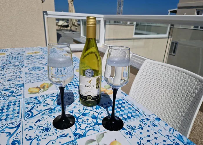 Sea View New Penthouse Terrace & Garage Parking