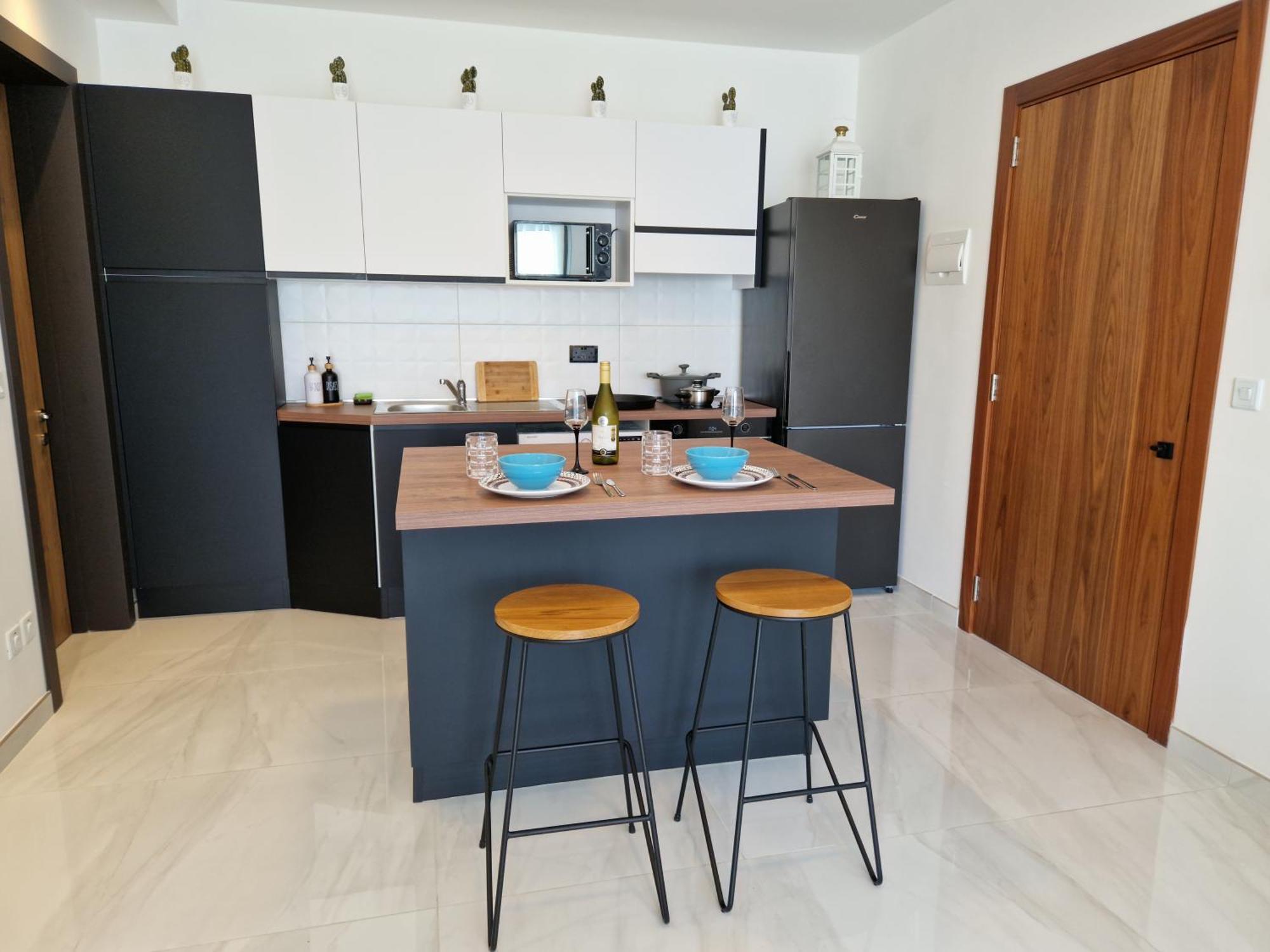 公寓 Sea View New Penthouse Terrace & Garage Parking