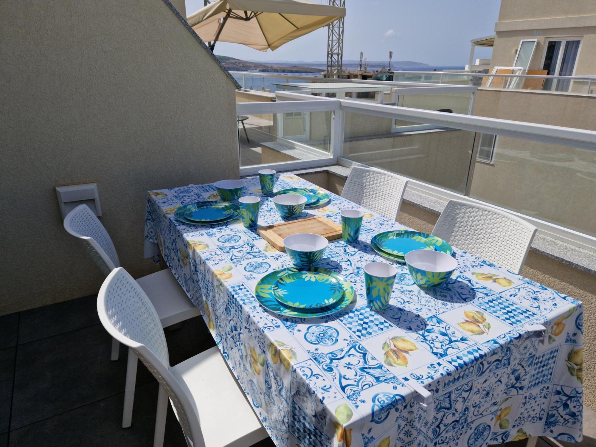 Sea View New Penthouse Terrace & Garage Parking 公寓